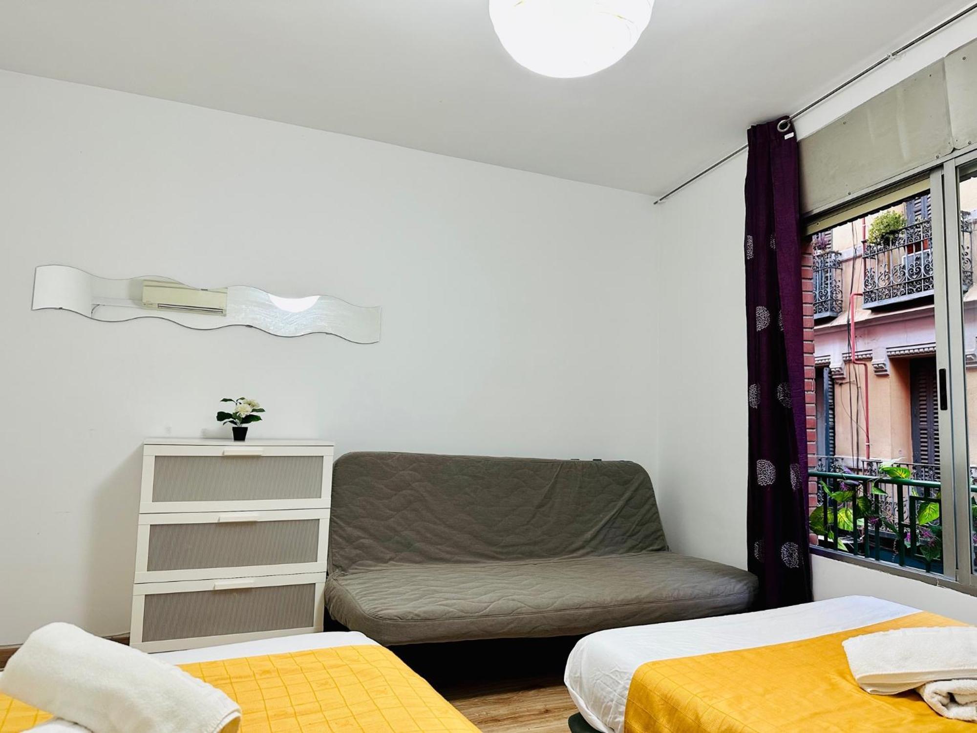 Punta Me Rooms In Madrid Downtown المظهر الخارجي الصورة