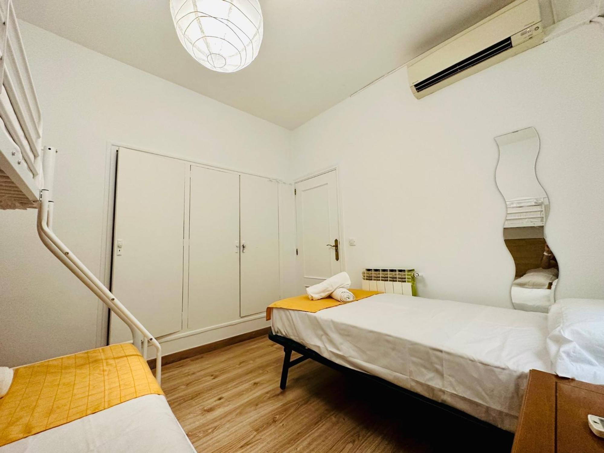 Punta Me Rooms In Madrid Downtown المظهر الخارجي الصورة
